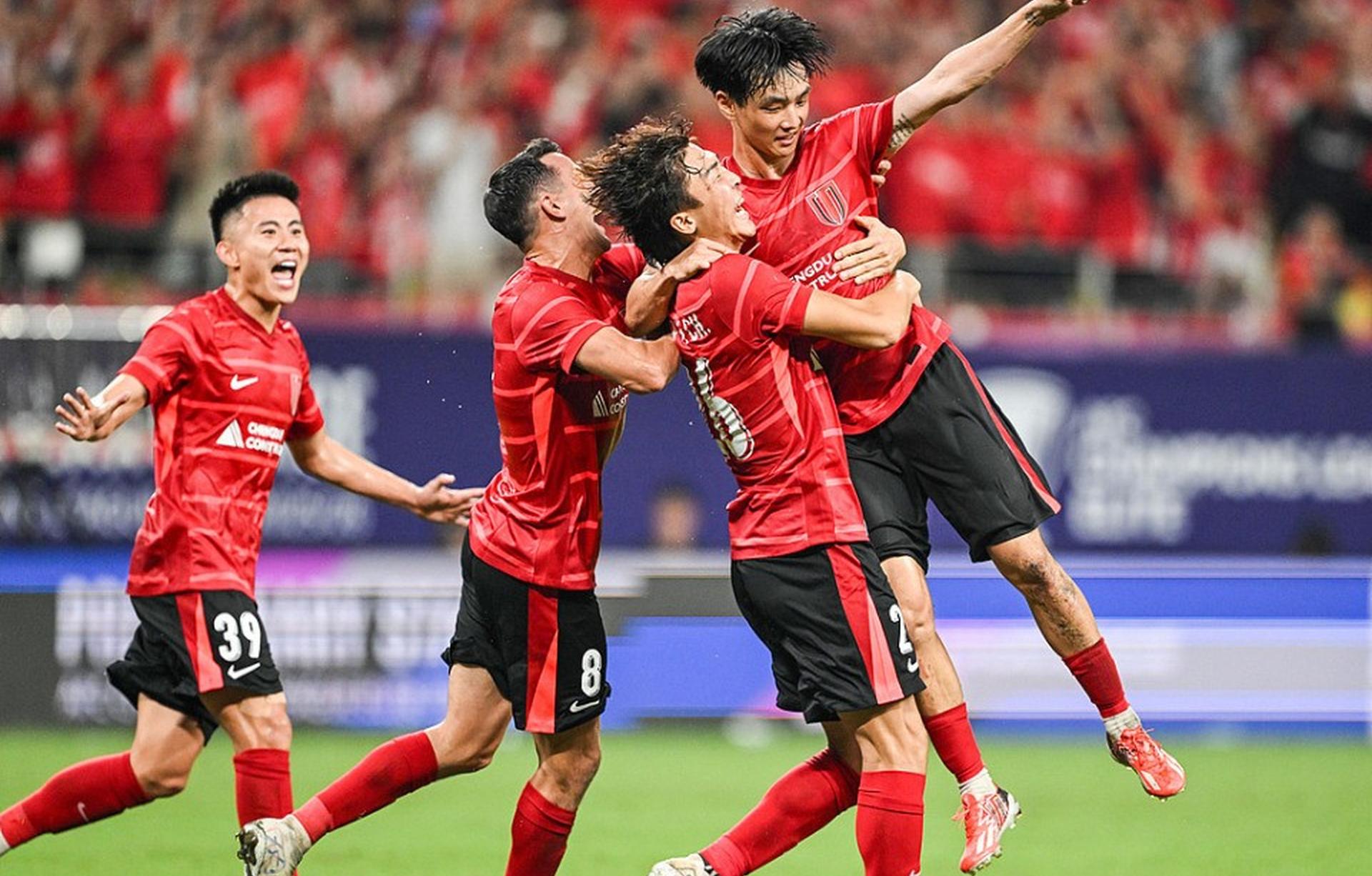 pg游戏关于欧联赛后走向成谜，成都蓉城官宣签约，质疑声仍在，控场能力受关注的信息